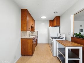 2135 E Florida Street 7, Long Beach CA 90814