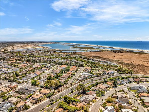 4648 Vista Bahia Drive 16, Huntington Beach CA 92649
