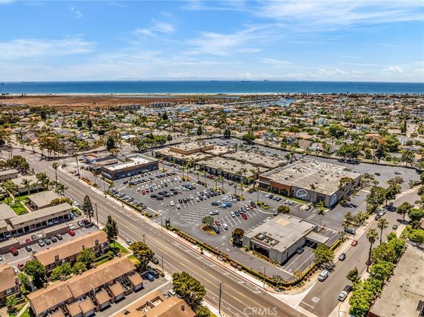 4648 Vista Bahia Drive 16, Huntington Beach CA 92649