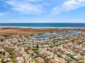 4648 Vista Bahia Drive 16, Huntington Beach CA 92649