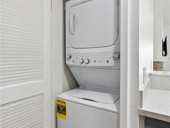 9714 Sepulveda Boulevard 201, North Hills CA 91343