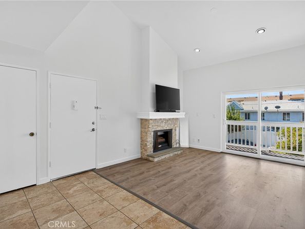 9714 Sepulveda Boulevard 201, North Hills CA 91343