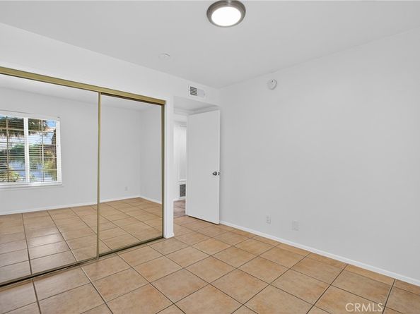 9714 Sepulveda Boulevard 201, North Hills CA 91343