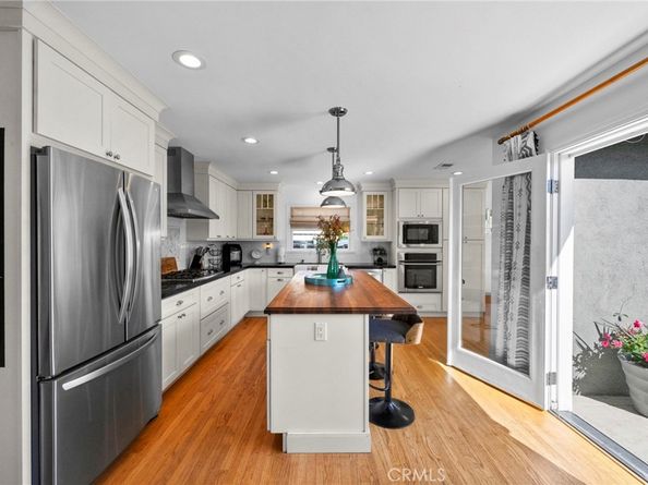 2327 Larchmont Avenue, Santa Ana CA 92706