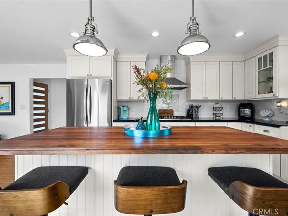 2327 Larchmont Avenue, Santa Ana CA 92706