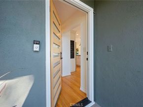 2327 Larchmont Avenue, Santa Ana CA 92706