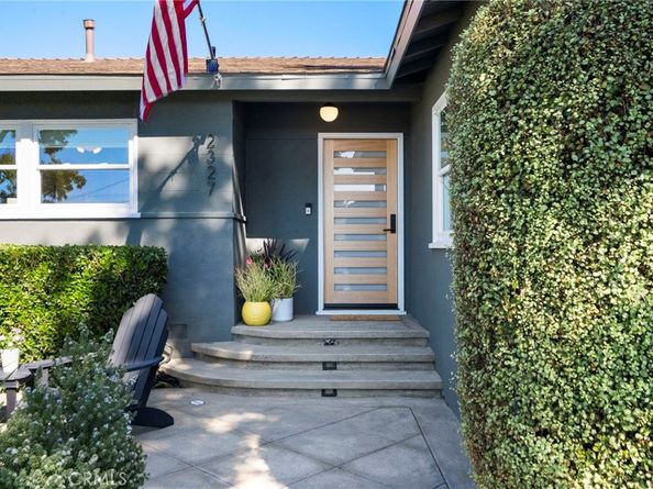 2327 Larchmont Avenue, Santa Ana CA 92706