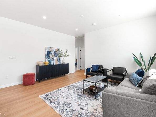 765 E Silva Street, Long Beach CA 90807