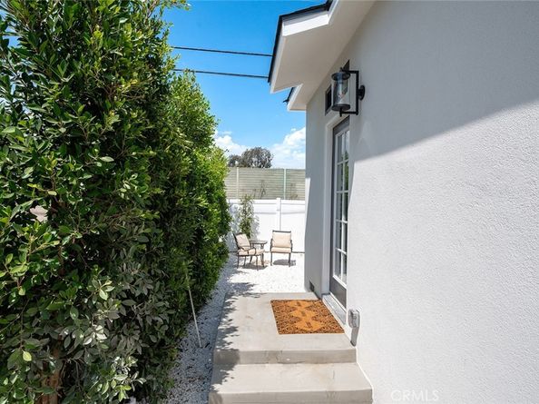 765 E Silva Street, Long Beach CA 90807