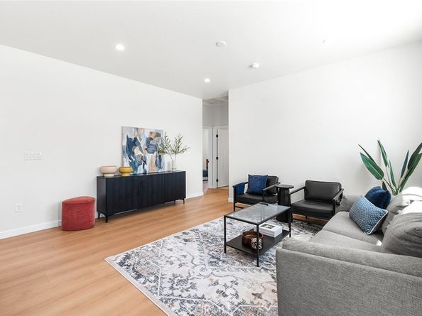 765 E Silva Street, Long Beach CA 90807