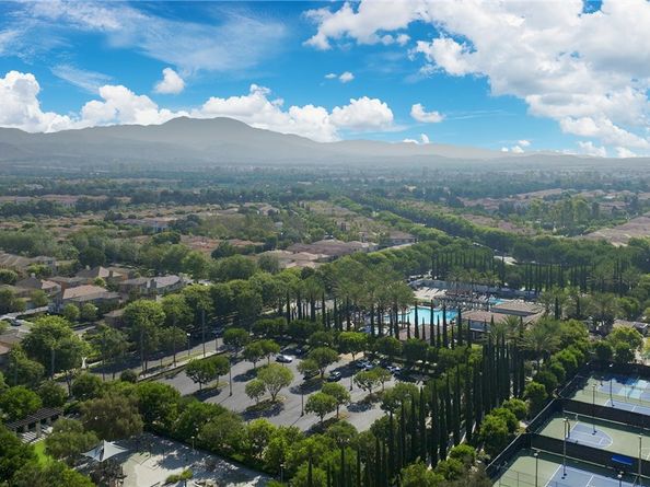 42 Vintage, Irvine CA 92620