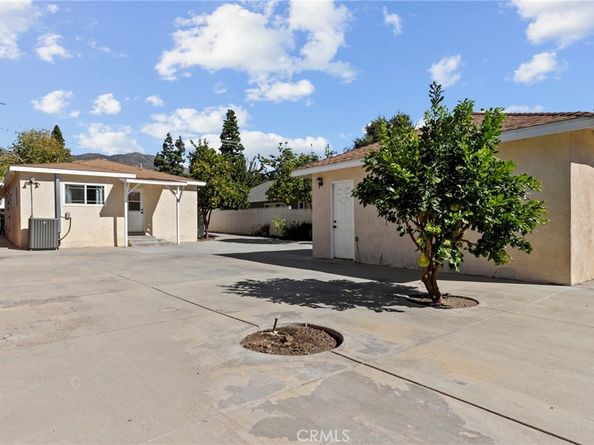 134 E Cypress, Monrovia CA 91016