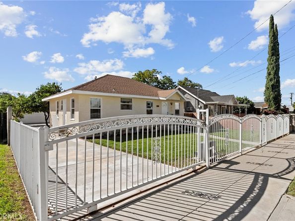 134 E Cypress, Monrovia CA 91016