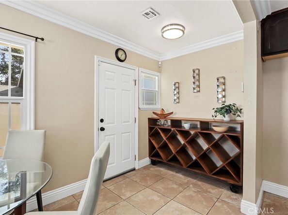 134 E Cypress, Monrovia CA 91016