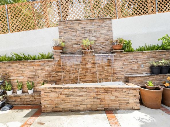 624 Redfield Avenue, Los Angeles CA 90042