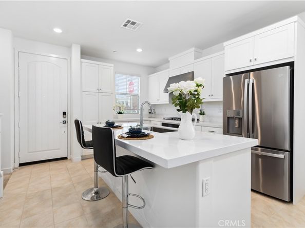 501 Embrook Way, West Covina CA 91791