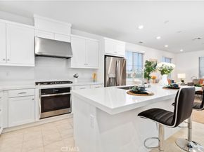 501 Embrook Way, West Covina CA 91791