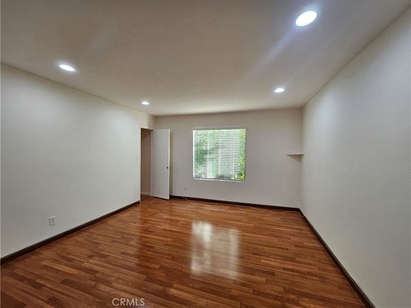 65 N Allen Avenue 220, Pasadena CA 91106