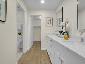 4 Dogwood N, Irvine CA 92612