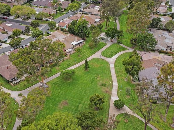 4 Dogwood N, Irvine CA 92612