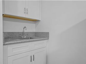 1147 Fedora Street, Los Angeles CA 90006