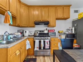 1147 Fedora Street, Los Angeles CA 90006