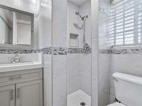 1147 Fedora Street, Los Angeles CA 90006