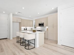 1654 W Plaza Del Amo, Torrance CA 90501