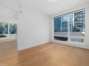 877 Francisco Street 728, Los Angeles CA 90017