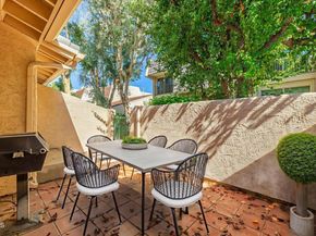 22239 1/4 Erwin Street, Woodland Hills CA 91367