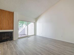 22239 1/4 Erwin Street, Woodland Hills CA 91367