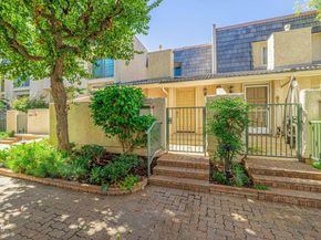 22239 1/4 Erwin Street, Woodland Hills CA 91367
