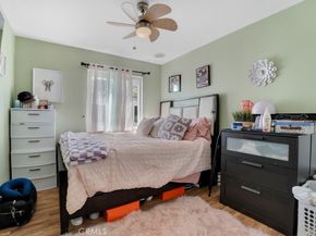 19540 Sherman Way 604, Reseda CA 91335