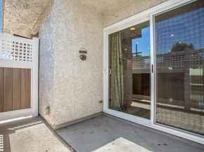 19540 Sherman Way 604, Reseda CA 91335