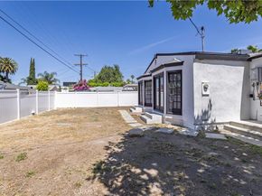 6657 Sylvia Avenue, Reseda CA 91335