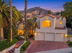 24142 Park Riviera, Calabasas CA 91302