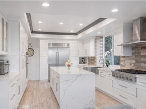24142 Park Riviera, Calabasas CA 91302