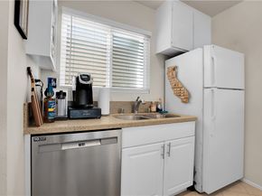 126 43rd, Manhattan Beach CA 90266