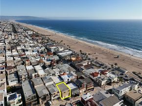 126 43rd, Manhattan Beach CA 90266