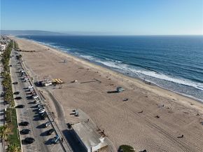 126 43rd, Manhattan Beach CA 90266