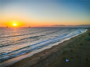 126 43rd, Manhattan Beach CA 90266