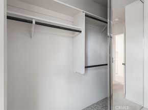 19291 Berclair Lane, Tarzana CA 91356