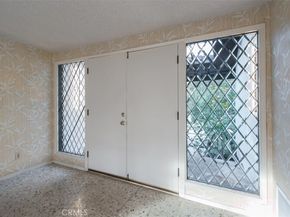 19291 Berclair Lane, Tarzana CA 91356