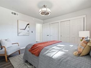 7304 Balboa C, Lake Balboa CA 91406