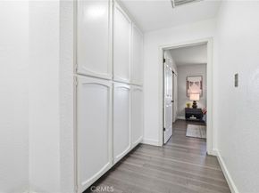 7304 Balboa C, Lake Balboa CA 91406