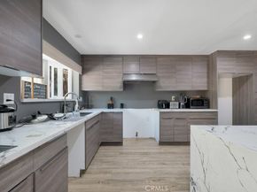 10122 Jovita Avenue, Chatsworth CA 91311