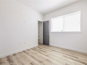 14662 W Sara Lane, Panorama City CA 91402