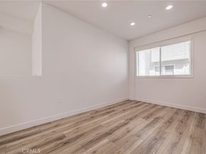 14662 W Sara Lane, Panorama City CA 91402