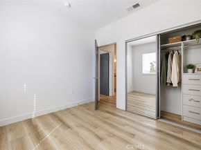 14662 W Sara Lane, Panorama City CA 91402