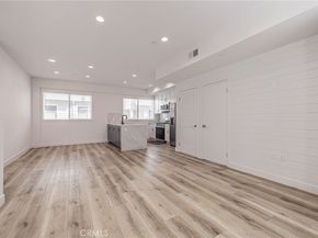 14662 W Sara Lane, Panorama City CA 91402